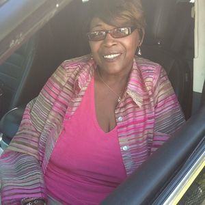 Meet your Posher, Loretta